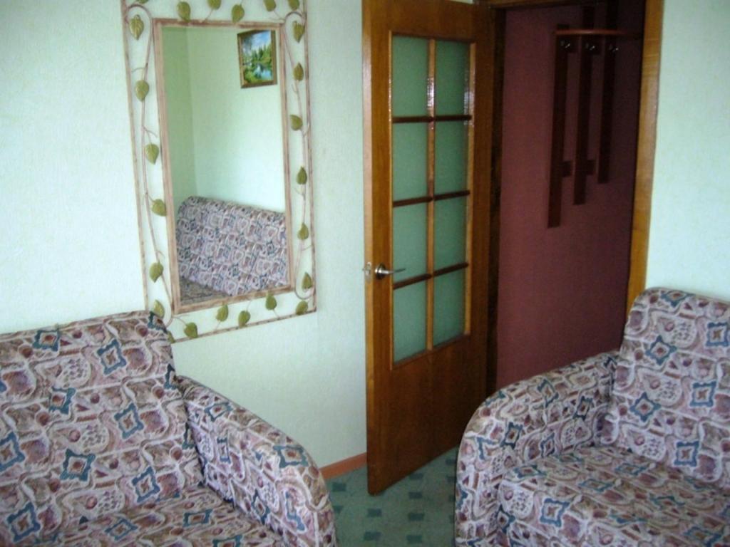 Hotel Profspilkovyi Łuck Zewnętrze zdjęcie