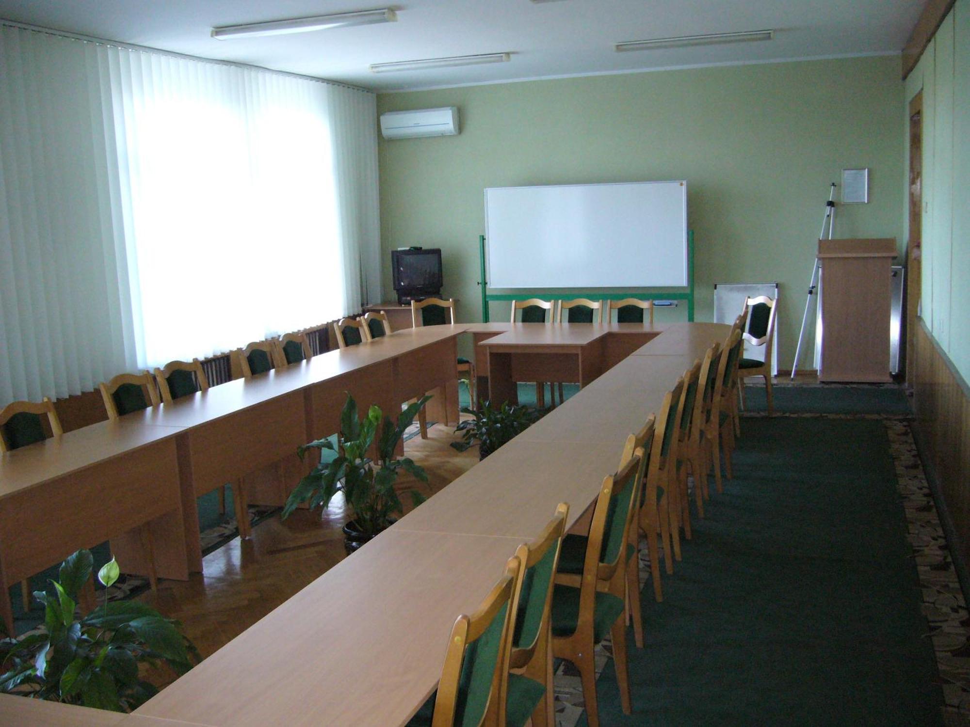 Hotel Profspilkovyi Łuck Zewnętrze zdjęcie