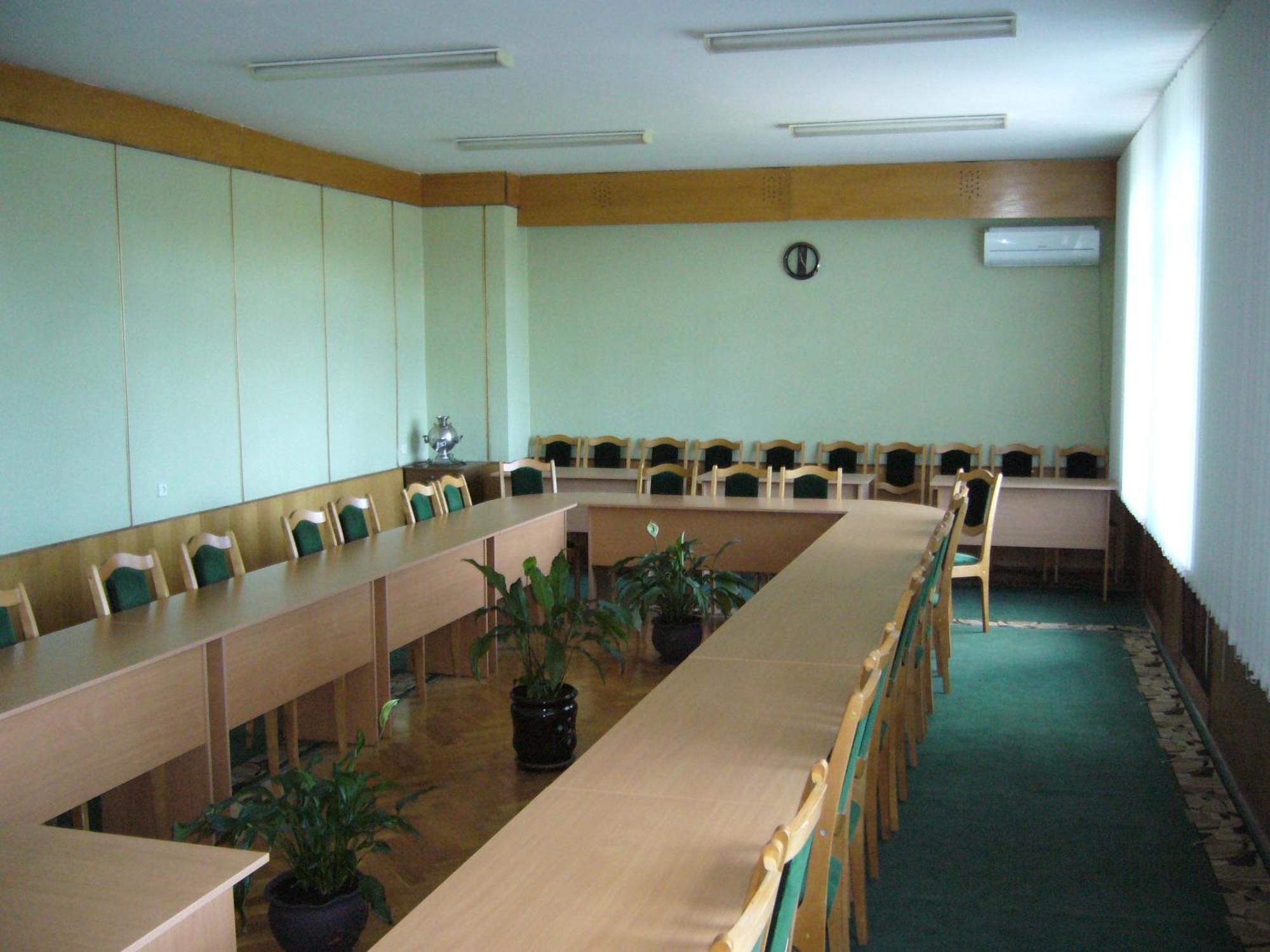 Hotel Profspilkovyi Łuck Zewnętrze zdjęcie
